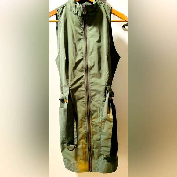 Superdown Belted Mini Dress in Army Green - Picture 5 of 8